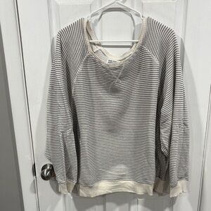 American Eagle Off the Shoulder Striped Pullover Size XL